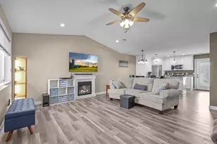 38768 Maple Ct, North Branch, MN 55056 - Photo 5