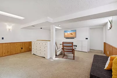 10241 Pleasant Avenue S, Bloomington, MN 55420 - Photo 19