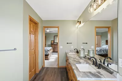 4230 Pineview Lane N, Plymouth, MN 55442 - Photo 39