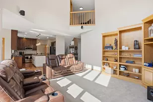 4230 Pineview Ln N, Plymouth, MN 55442 - Photo 31