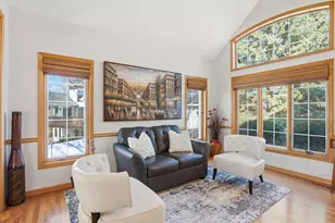 4230 Pineview Ln N, Plymouth, MN 55442 - Photo 15