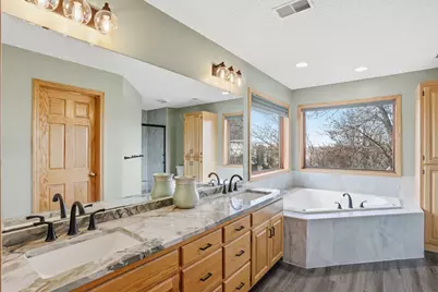 4230 Pineview Lane N, Plymouth, MN 55442 - Photo 43