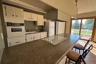 1114 Greenwood St E, Thief River Falls, MN 56701 - Photo 9