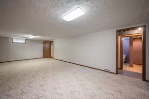 1721 Bantom Pl, Worthington, MN 56187 - Photo 23
