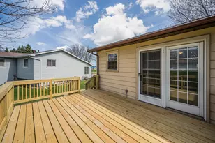 1721 Bantom Pl, Worthington, MN 56187 - Photo 3