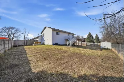 601 Horseshoe Lane, Braham, MN 55006 - Photo 7