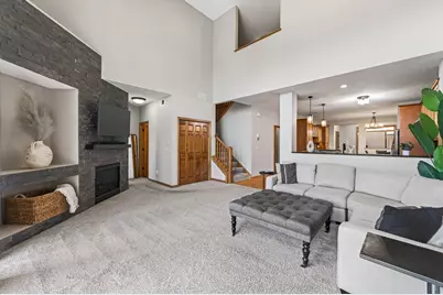 4856 Grandview Court NE, Columbia Heights, MN 55421 - Photo 11