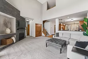 4856 Grandview Ct NE, Columbia Heights, MN 55421 - Photo 11