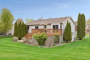 892 Kelly St, Lino Lakes, MN 55014 - Photo 5
