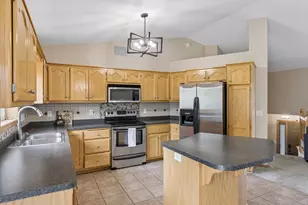 892 Kelly St, Lino Lakes, MN 55014 - Photo 15