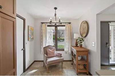 10223 Scarborough Road, Bloomington, MN 55437 - Photo 11