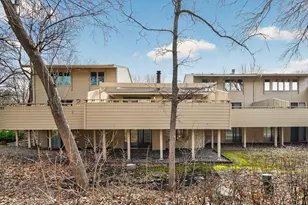 10223 Scarborough Rd, Bloomington, MN 55437 - Photo 25