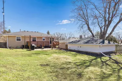 1713 Independence Avenue N, Golden Valley, MN 55427 - Photo 37