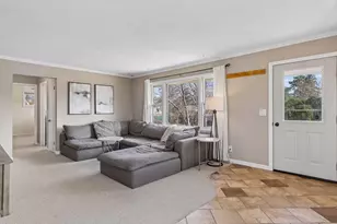 1713 Independence Ave N, Golden Valley, MN 55427 - Photo 3