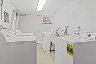 676 Ashland Ave, Saint Paul, MN 55104 - Photo 9