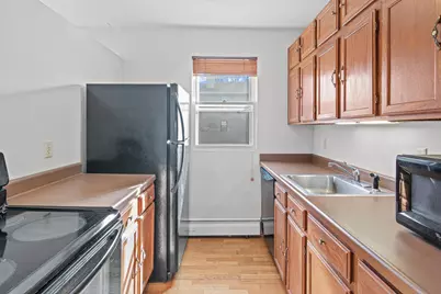676 Ashland Avenue #1, Saint Paul, MN 55104 - Photo 5