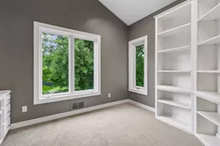 8803 Cove Pointe Rd, Eden Prairie, MN 55347 - Photo 43