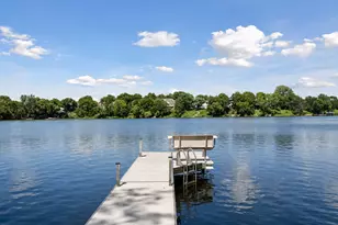 8803 Cove Pointe Rd, Eden Prairie, MN 55347 - Photo 39