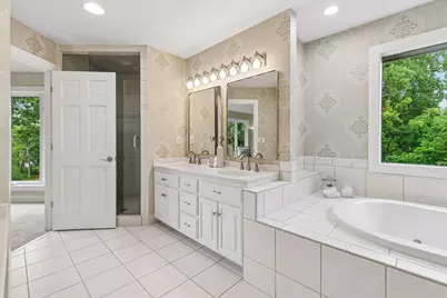 8803 Cove Pointe Road, Eden Prairie, MN 55347 - Photo 37
