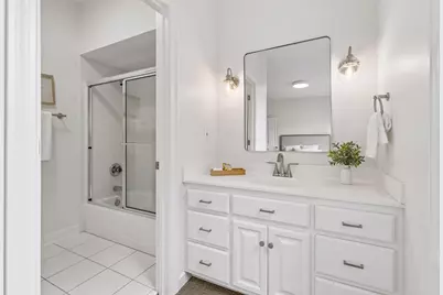 8803 Cove Pointe Road, Eden Prairie, MN 55347 - Photo 31