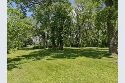 8803 Cove Pointe Road, Eden Prairie, MN 55347 - Photo 61
