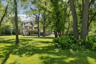8803 Cove Pointe Rd, Eden Prairie, MN 55347 - Photo 35