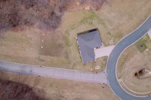 2760 Oakhurst Dr, Lake City, MN 55041 - Photo 7