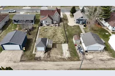 109 2nd Avenue NW, Pine Island, MN 55963 - Photo 5