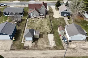 109 2nd Ave NW, Pine Island, MN 55963 - Photo 5