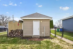 109 2nd Ave NW, Pine Island, MN 55963 - Photo 27