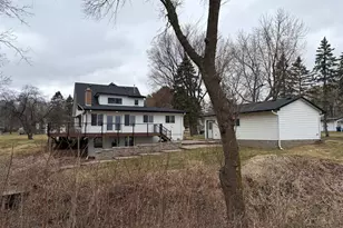 11551 278th St, Chisago City, MN 55013 - Photo 3