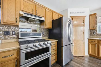 414 18th Street N, Moorhead, MN 56560 - Photo 9