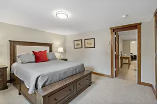 993 Hyacinth Ave E, Saint Paul, MN 55106 - Photo 45