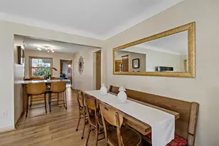 993 Hyacinth Ave E, Saint Paul, MN 55106 - Photo 13