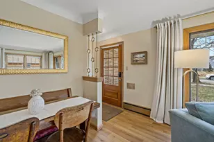 993 Hyacinth Ave E, Saint Paul, MN 55106 - Photo 7