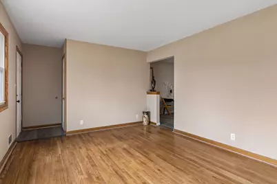 1461 Grandview Avenue E, Maplewood, MN 55109 - Photo 9