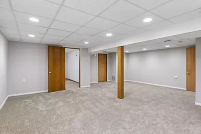 1461 Grandview Avenue E, Maplewood, MN 55109 - Photo 27