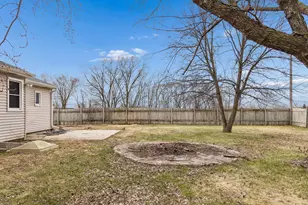 1461 Grandview Ave E, Maplewood, MN 55109 - Photo 33