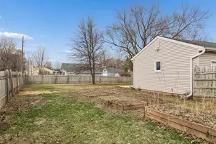 1461 Grandview Ave E, Maplewood, MN 55109 - Photo 37