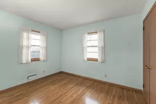 9009 Russell Ave S, Bloomington, MN 55431 - Photo 11