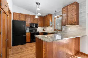 1257 Edgewood Pl, Owatonna, MN 55060 - Photo 31