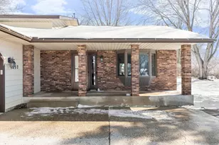 1257 Edgewood Pl, Owatonna, MN 55060 - Photo 7