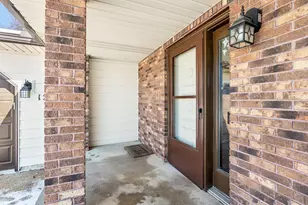 1257 Edgewood Pl, Owatonna, MN 55060 - Photo 9