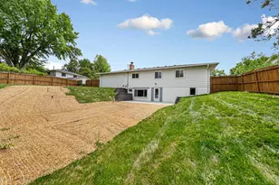 2033 Bluestone Ln, Eagan, MN 55122 - Photo 9