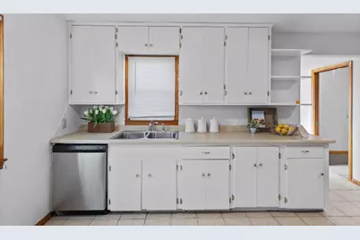 3747 Major Avenue N, Robbinsdale, MN 55422 - Photo 11