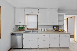 3747 Major Ave N, Robbinsdale, MN 55422 - Photo 11