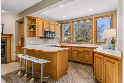 3717 Fairway Point, Woodbury, MN 55125 - Photo 69