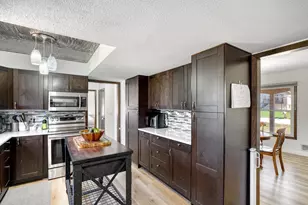 2881 Kent St, Roseville, MN 55113 - Photo 9