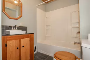 469 E 7th St, Winona, MN 55987 - Photo 13