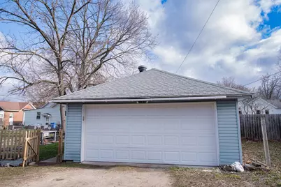 469 E 7th Street, Winona, MN 55987 - Photo 21